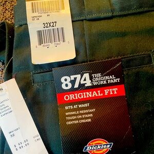 Dickies green pants - new